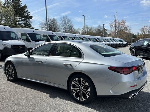 New 2026 Mercedes-Benz E 450 4MATIC Sedan image 6