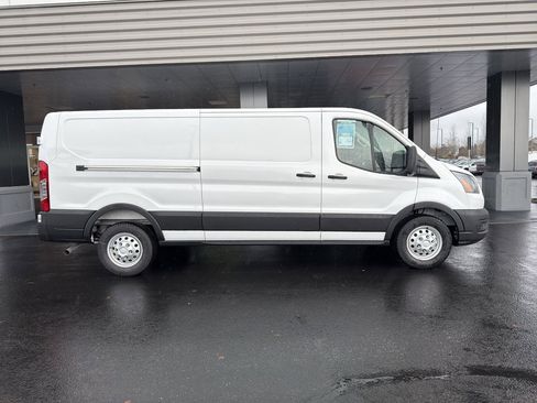 New 2025 Ford Transit 250 Low Roof AWD image 3