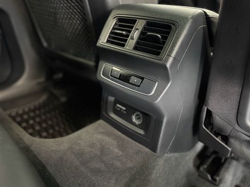 Used 2023 Audi SQ5 Premium Plus w/ Premium Plus Package image 34