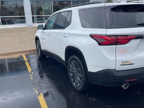 Used 2023 Chevrolet Traverse RS w/ LPO, Floor Liner Package image 2