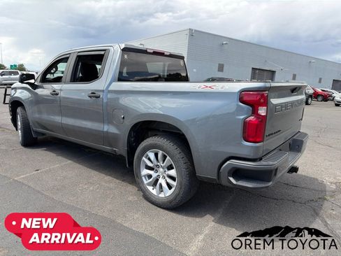 Used 2021 Chevrolet Silverado 1500 Custom w/ LPO, Dark Essentials Package AWD/4WD image 9