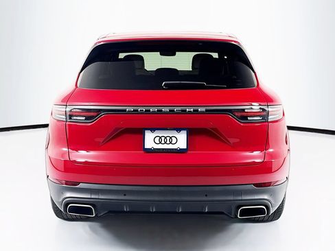 Used 2021 Porsche Cayenne AWD/4WD image 6
