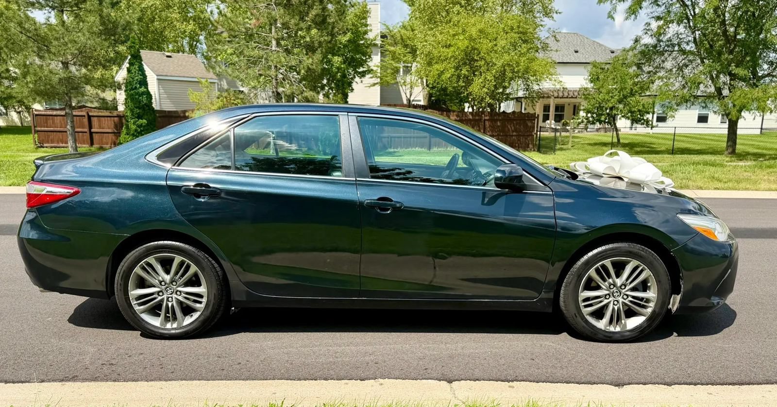 Used 2017 Toyota Camry SE FWD image 8