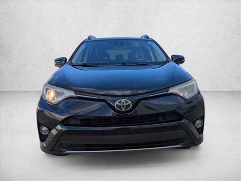 Used 2017 Toyota RAV4 XLE image 2