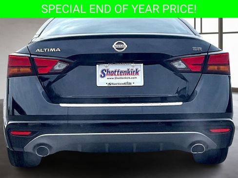 Used 2022 Nissan Altima 2.5 SR image 5
