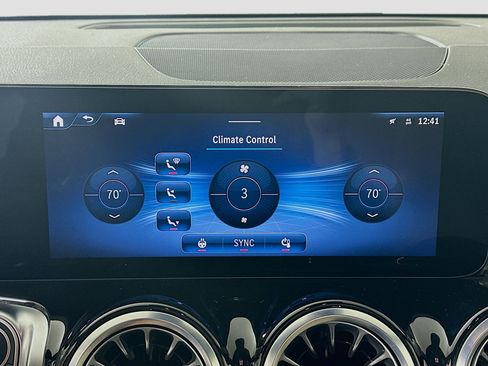 Certified 2025 Mercedes-Benz GLB 250 4MATIC image 20