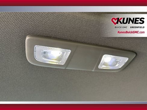 Used 2025 GMC Sierra 2500 SLT w/ SLT Premium Package image 42