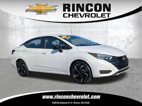 Used 2024 Nissan Versa SR image 1