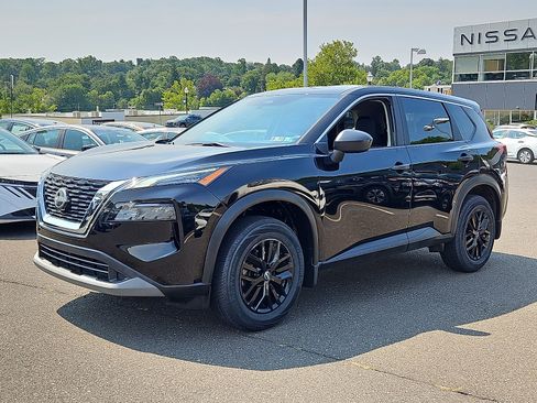Certified 2023 Nissan Rogue S AWD/4WD image 3