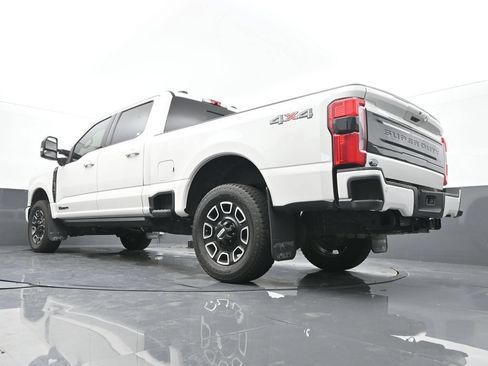Used 2025 Ford F250 Platinum AWD/4WD image 40
