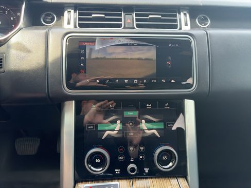 Used 2019 Land Rover Range Rover Supercharged image 21