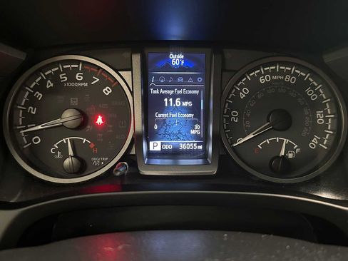 Certified 2023 Toyota Tacoma TRD Off-Road w/ Technology Package AWD/4WD image 12