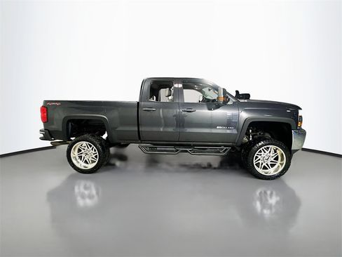 Used 2016 Chevrolet Silverado 2500 W/T w/ WT Convenience Package image 9