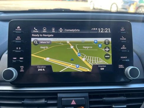 Used 2021 Honda Accord Touring image 38
