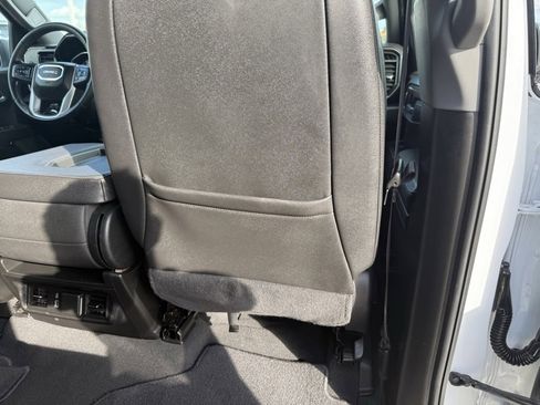Used 2024 GMC Sierra 1500 SLT image 38