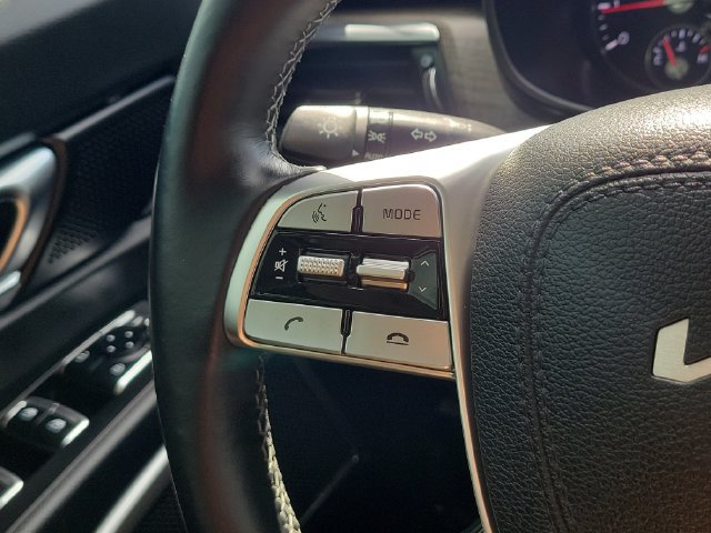 Used 2022 Kia Telluride EX w/ EX Premium Package AWD/4WD image 24