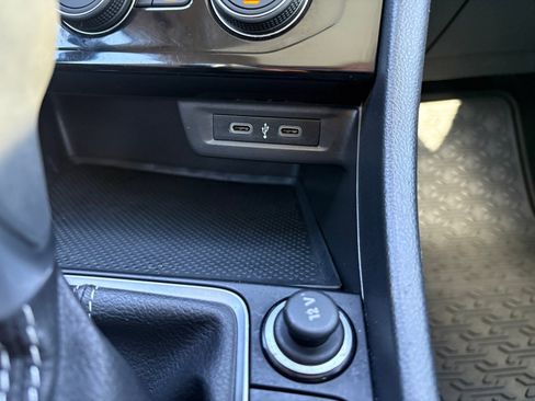 Certified 2022 Volkswagen Jetta SE FWD image 18