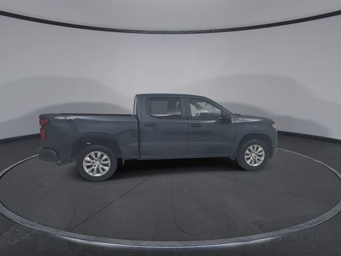 Used 2022 Chevrolet Silverado 1500 Custom AWD/4WD image 17