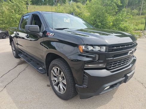 Used 2019 Chevrolet Silverado 1500 RST AWD/4WD image 3