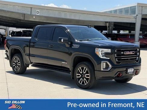 Certified 2021 GMC Sierra 1500 AT4 w/ AT4 Premium Package AWD/4WD image 2