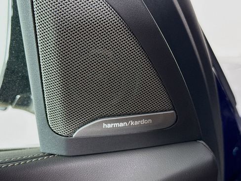 New 2026 BMW X5 xDrive40i w/ M Sport Package image 19