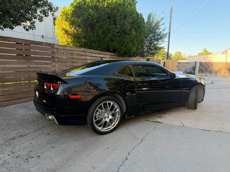 Used 2013 Chevrolet Camaro LS RWD image 4