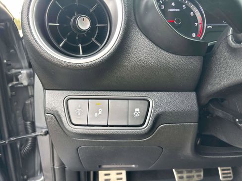 Used 2023 Kia Forte GT-Line image 18