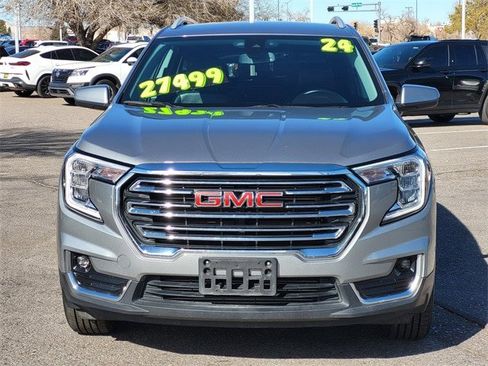 Used 2024 GMC Terrain SLT image 9