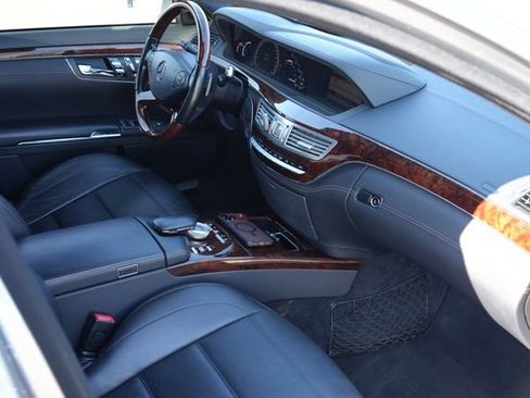 Used 2013 Mercedes-Benz S 63 AMG image 16