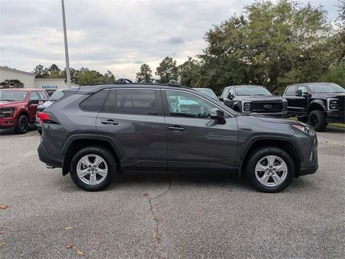 Used 2021 Toyota RAV4 XLE w/ Carpet Mat Package (TMS) image 2