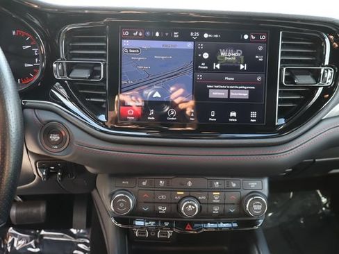 Used 2024 Dodge Durango GT RWD image 38