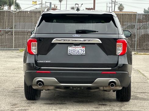 Certified 2021 Ford Explorer Limited w/ Equipment Group 301A image 5