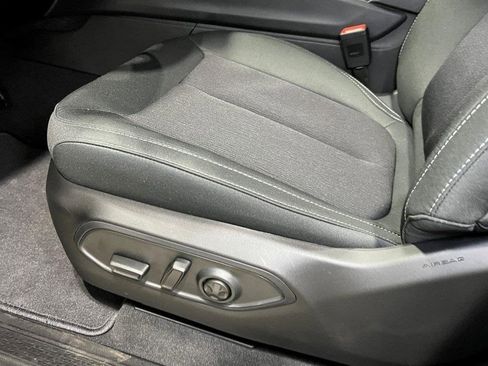 New 2025 Jeep Grand Cherokee L Laredo w/ Luxury Tech Group I image 23