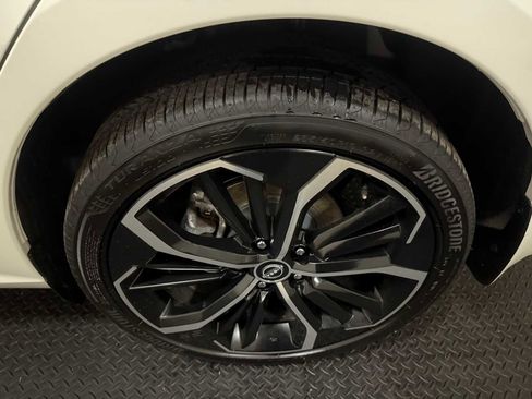 Used 2024 Nissan Altima 2.5 SR image 9