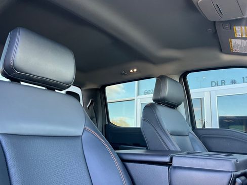 Used 2025 Ford F250 Lariat w/ Chrome Package image 16