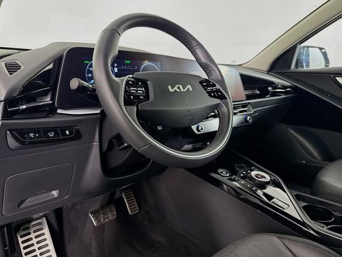 Used 2023 Kia Niro Wave image 22