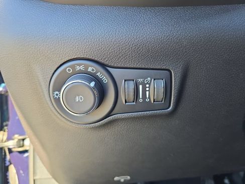 Used 2026 Jeep Compass Latitude AWD/4WD image 21