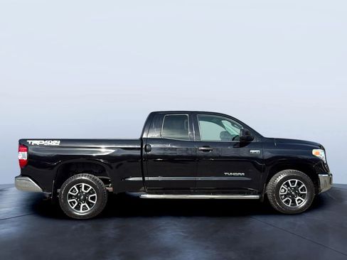 Used 2015 Toyota Tundra SR5 w/ TRD Off Road Package image 6