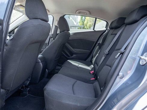 Used 2014 MAZDA MAZDA3 i Touring w/ Technology Package FWD image 16