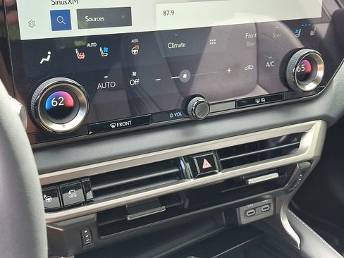 Certified 2023 Lexus RX 350 Premium Plus w/ Cold Area Package AWD/4WD image 17