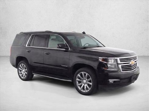 Used 2015 Chevrolet Tahoe LTZ image 3