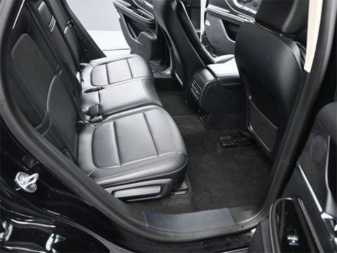 Used 2023 Lincoln Corsair Reserve w/ Equipment Group 201A image 14