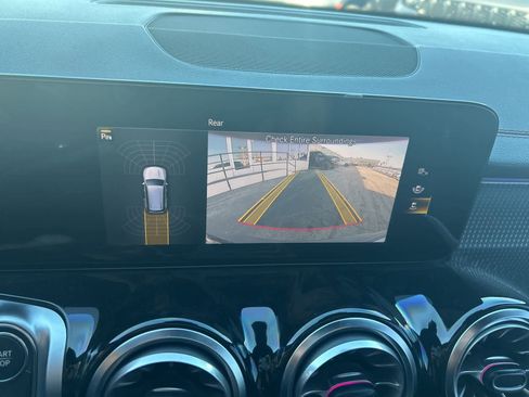 Used 2022 Mercedes-Benz EQB 300 EQB 300 image 36