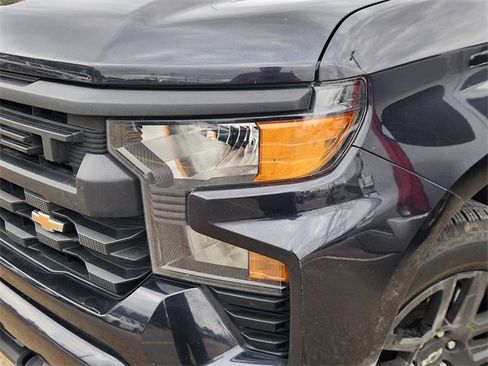 Used 2022 Chevrolet Silverado 1500 Custom w/ LPO, Dark Essentials Package image 6