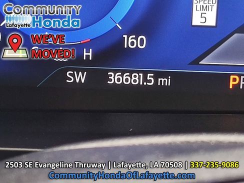 Used 2023 Ford Explorer Platinum w/ Technology Package AWD/4WD image 43