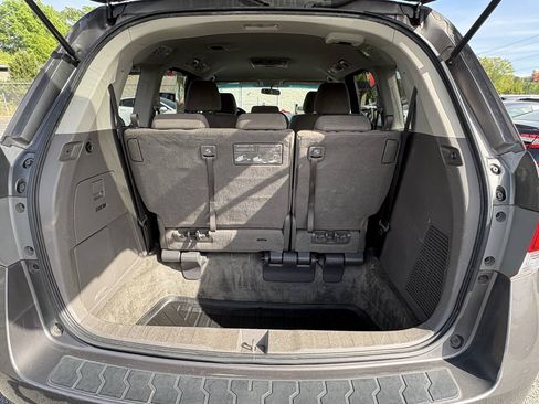 Used 2017 Honda Odyssey SE image 18