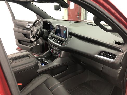 Used 2022 Chevrolet Tahoe RST w/ Sport Performance Package image 18