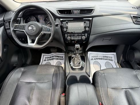 Used 2020 Nissan Rogue SL w/ Premium Package FWD image 13