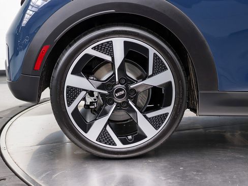Used 2025 MINI Cooper S FWD image 13