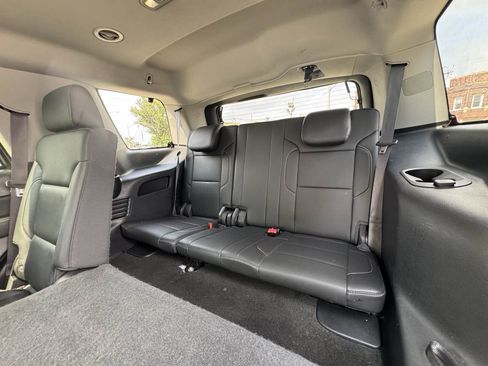 Used 2017 GMC Yukon SLT image 24
